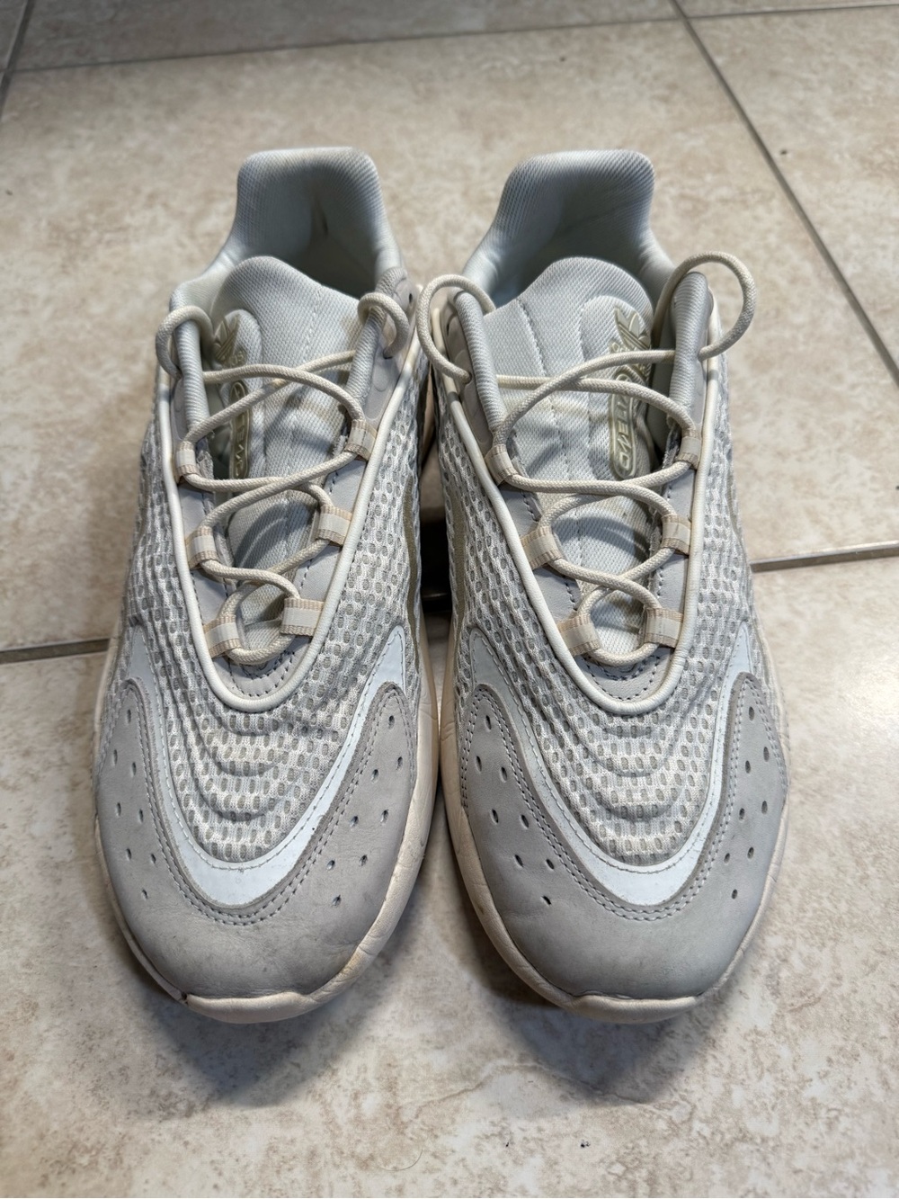 Adidas Ozelia shoes Size 9.5